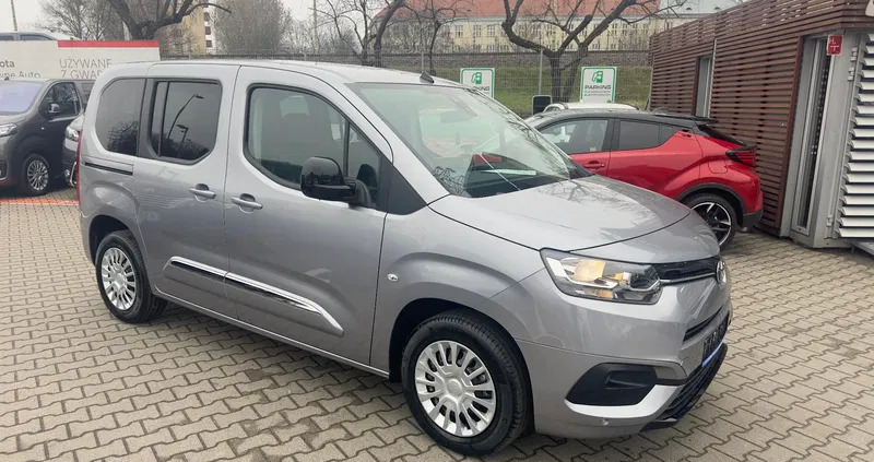 toyota proace city verso Toyota Proace City Verso cena 119500 przebieg: 6, rok produkcji 2023 z Ostrołęka